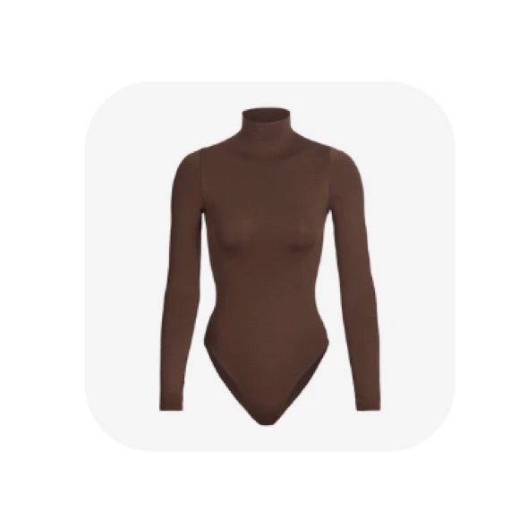 SKIMS Tops - Skims mockneck bodysuit